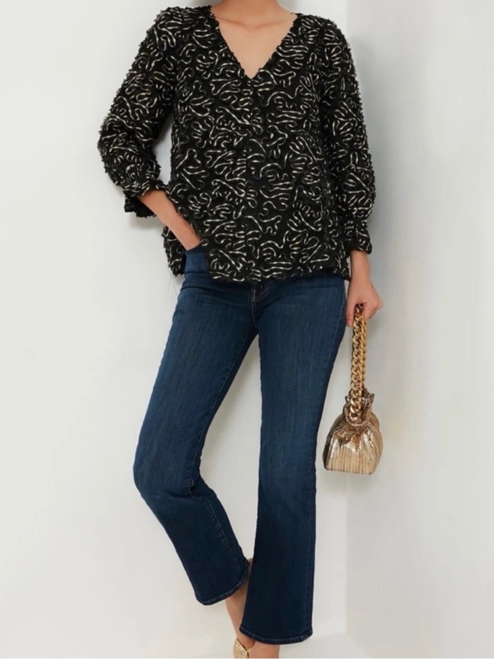TUCKERNUCK Nightly Organza Easton Blouse Black Gold Size Medium M